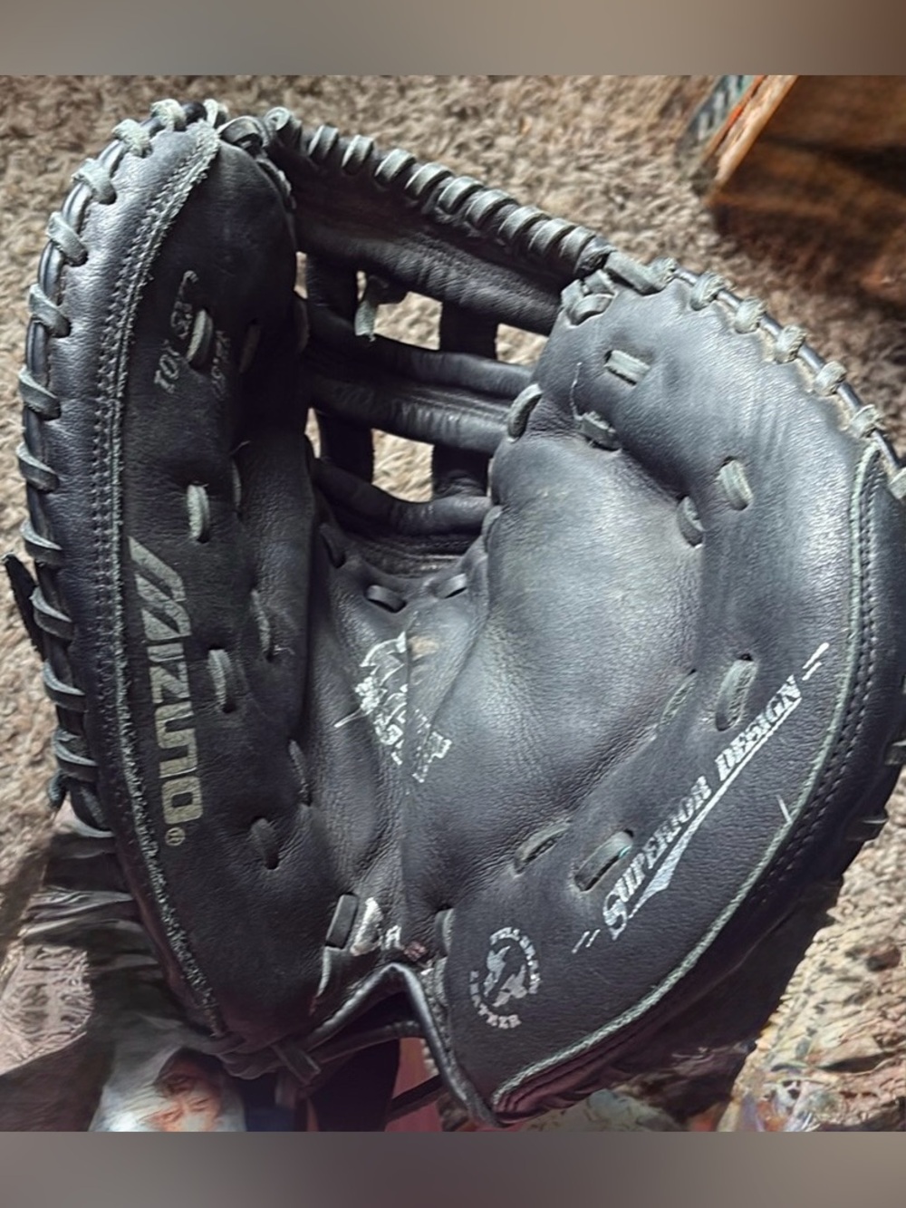 Mizuno Black & Neon Yellow Leather Baseball Catchers Glove - Picture 2 of 5